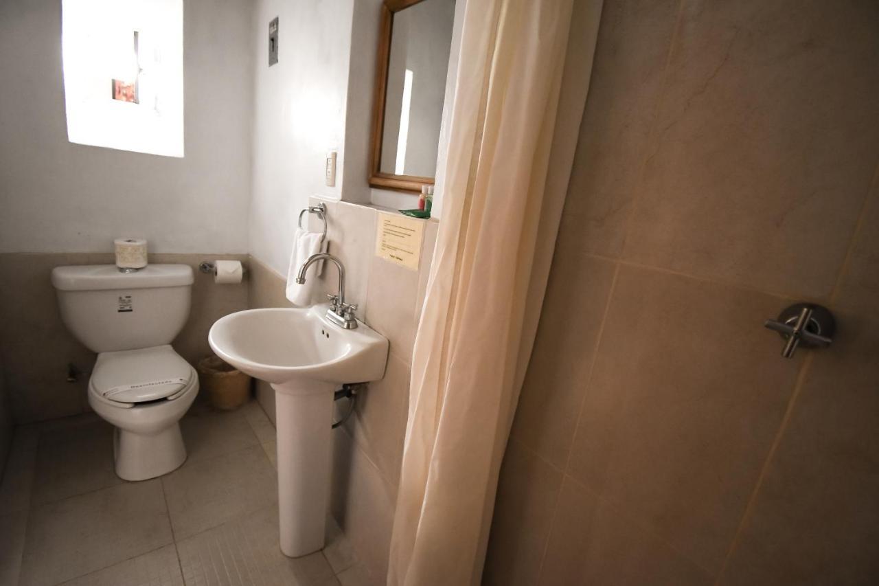 Hotel Meson Cuevano غواناخواتو المظهر الخارجي الصورة
